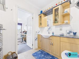 Bathroom- click for photo gallery